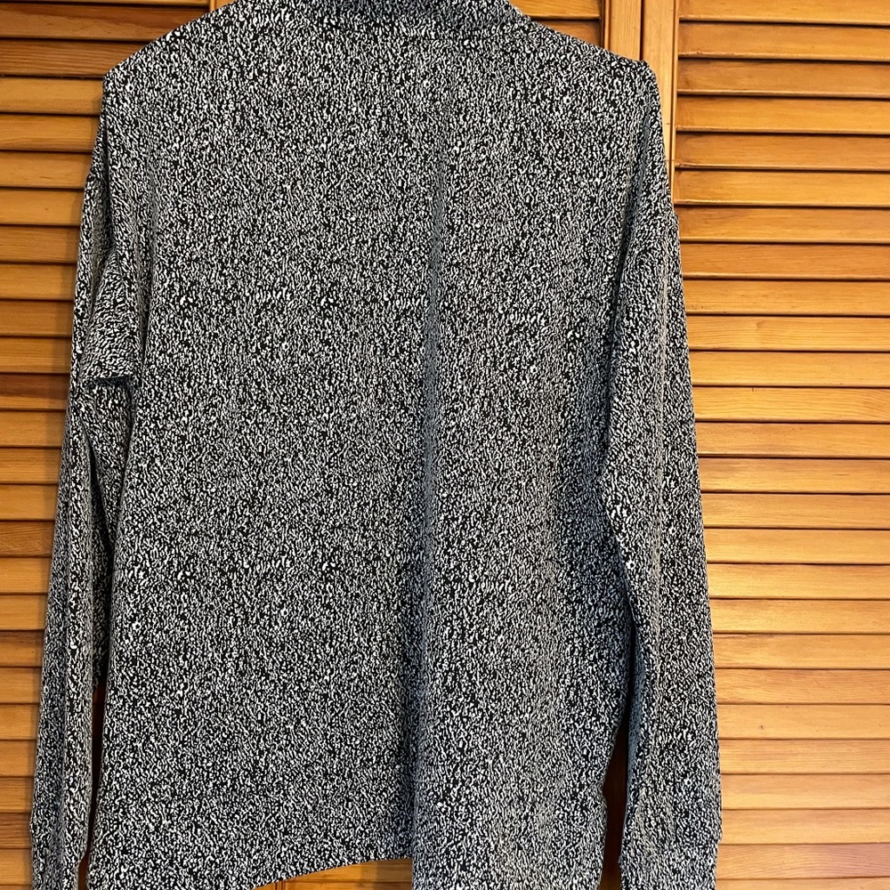 Avia Women’s  Athletic Navy and white pull over sz M - Picture 4 of 7